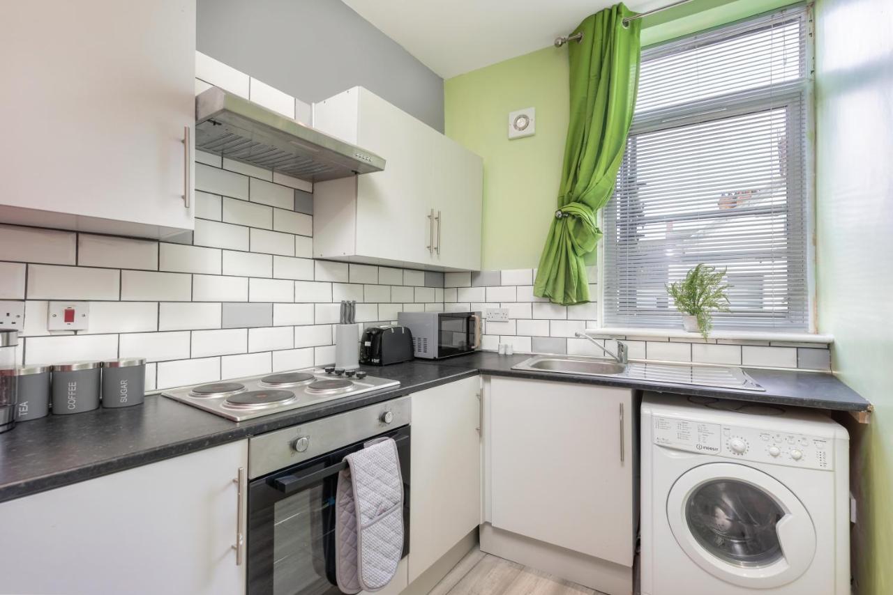 Stockton Town Centre Studio Apartments Free Parking And Wi-Fi Eksteriør billede